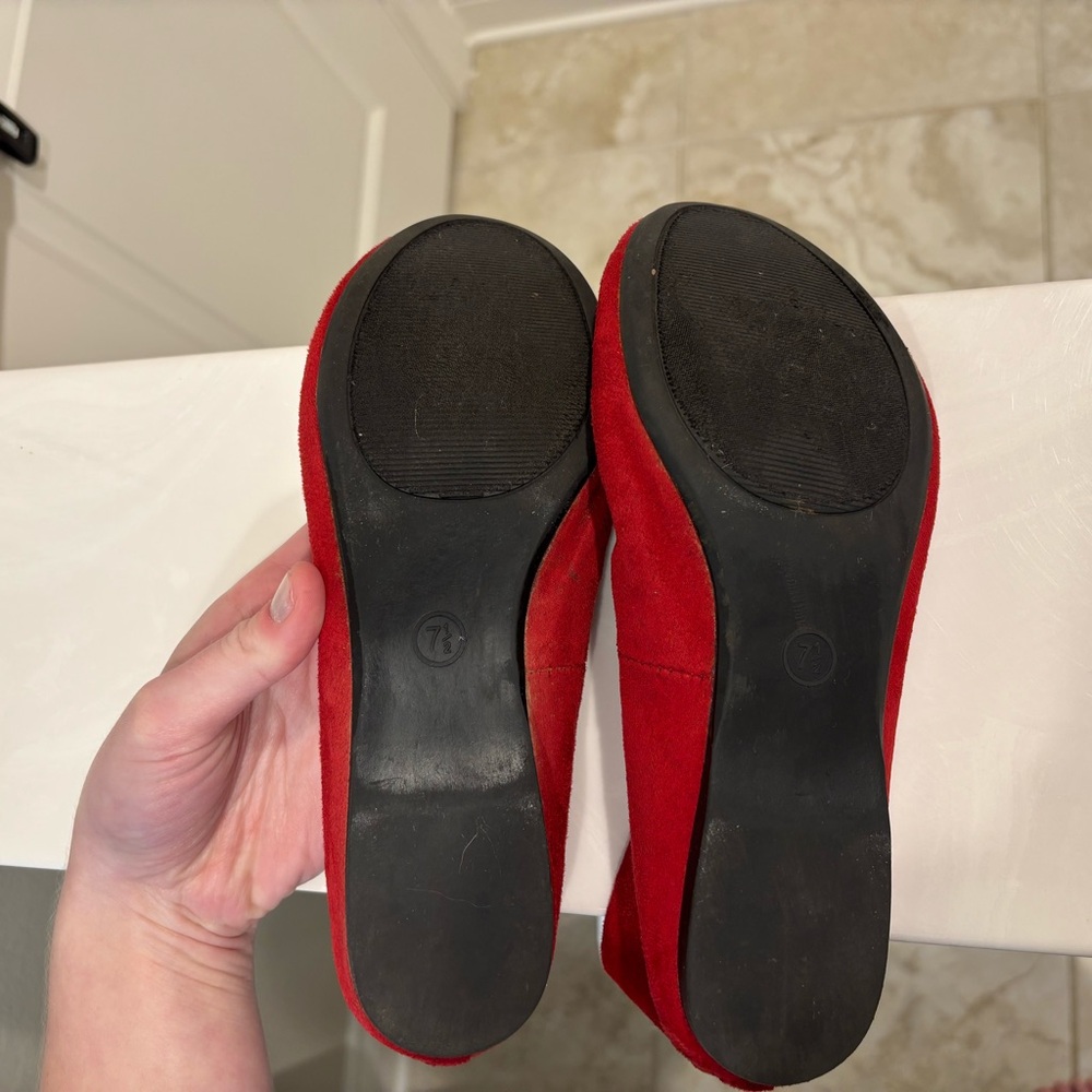 Red Suede Ballet Flats - Merona Women’s Size 7.5 - Picture 2 of 6